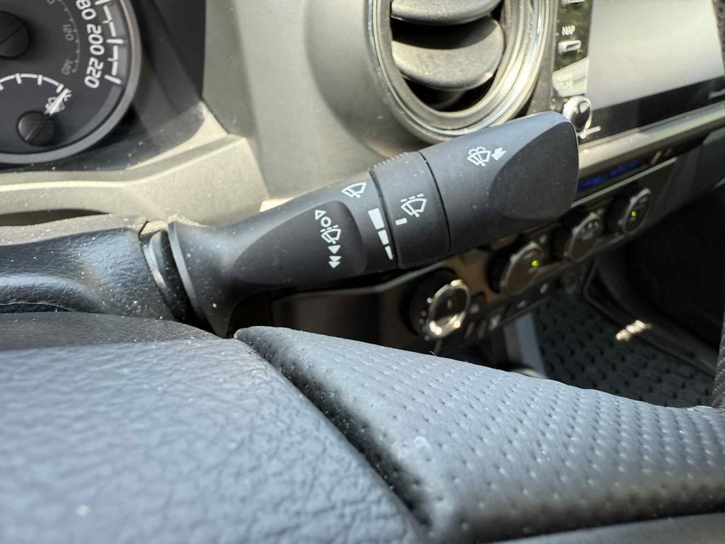 Toyota TACOMA DBL CAB TRD SPORT Leather | Roof | Nav | Warranty to 2029 2023 à Saint John, Nouveau-Brunswick - 27 - w1024h768px