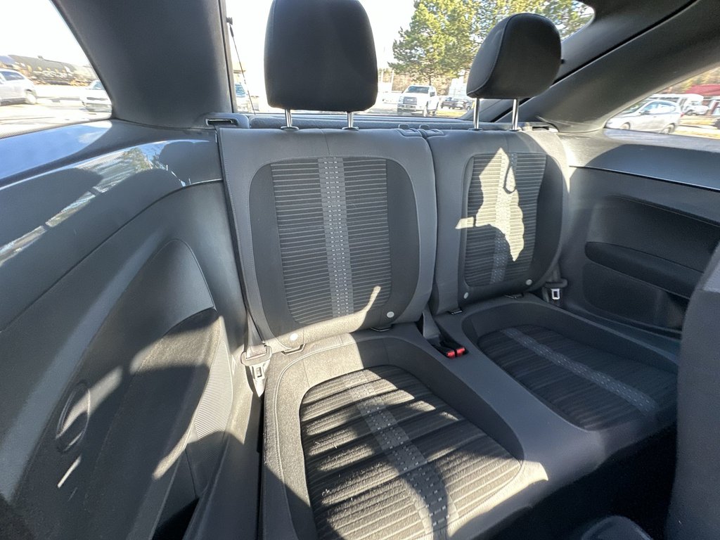 Volkswagen Beetle Coupe Comfortline | USB | Htd Seats | Bluetooth 2014 à Saint John, Nouveau-Brunswick - 39 - w1024h768px