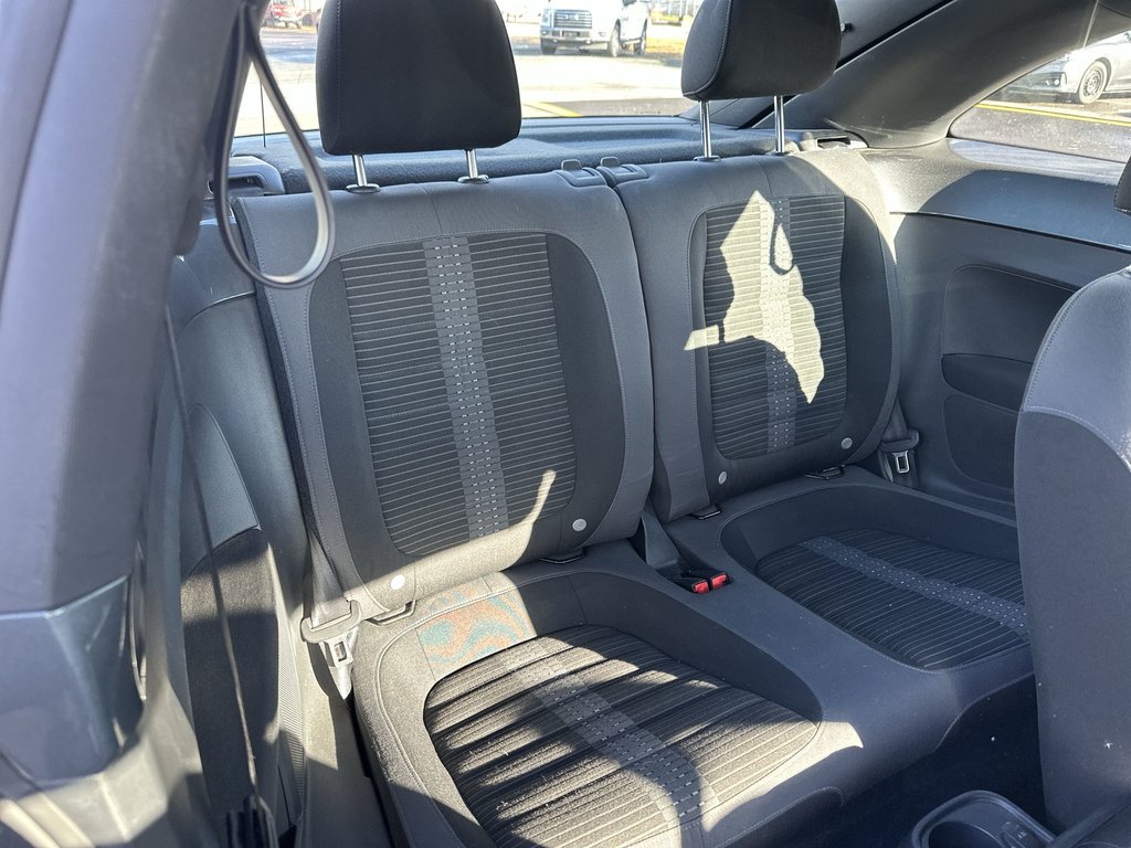Volkswagen Beetle Coupe Comfortline | USB | Htd Seats | Bluetooth 2014 à Saint John, Nouveau-Brunswick - 38 - w1024h768px