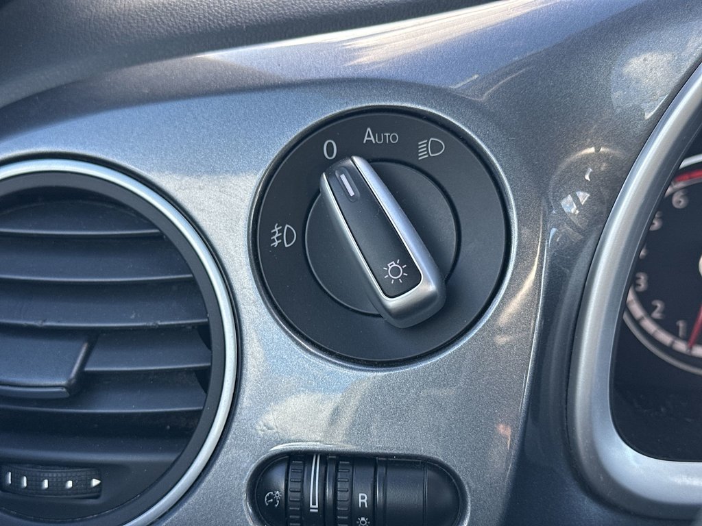 Volkswagen Beetle Coupe Comfortline | USB | Htd Seats | Bluetooth 2014 à Saint John, Nouveau-Brunswick - 30 - w1024h768px