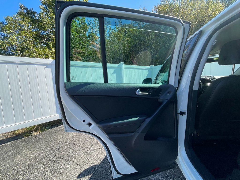 2017 Volkswagen Tiguan in Antigonish, Nova Scotia - 29 - w1024h768px