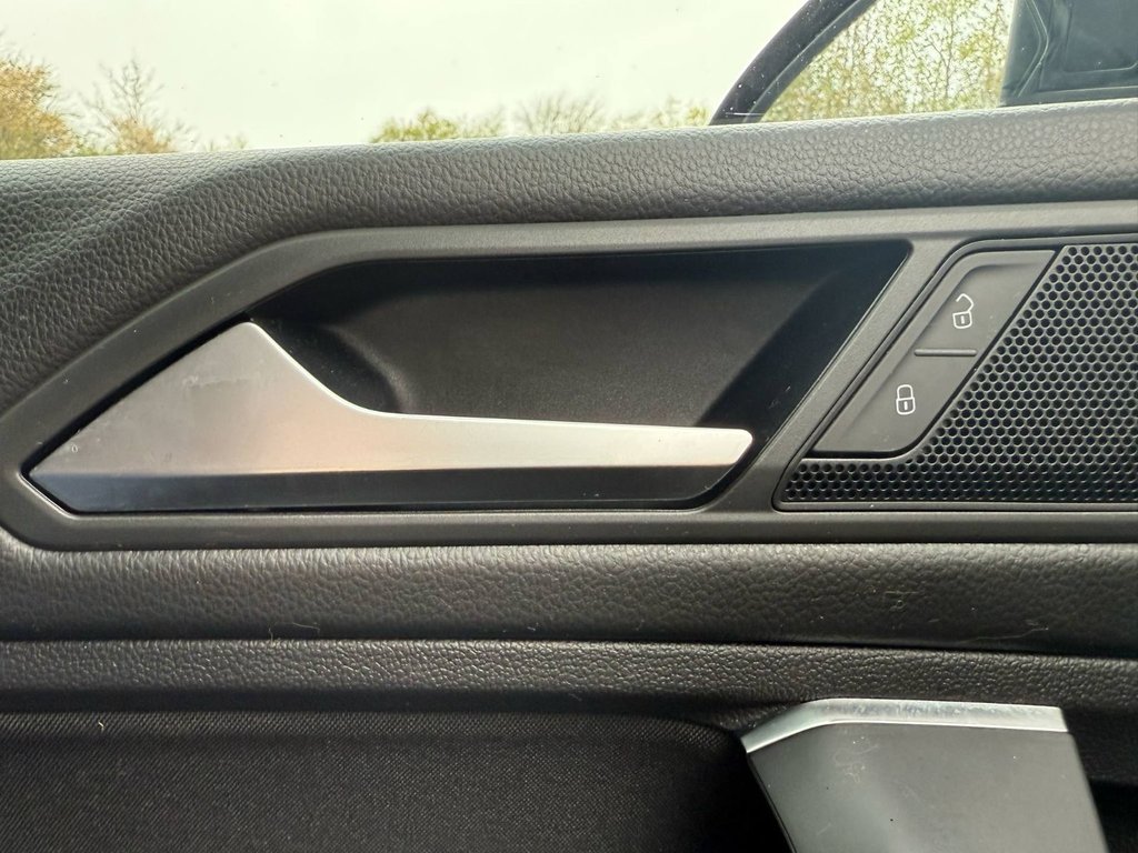 2021 Volkswagen Tiguan Trendline | Rev Cam | Htd Seat | Warranty to 2026 in Saint John, New Brunswick - 15 - w1024h768px