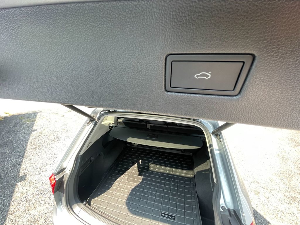 2021 Volkswagen Tiguan COMFORTLINE | Leather | CAM |USB| Warranty to 2026 in Saint John, New Brunswick - 39 - w1024h768px