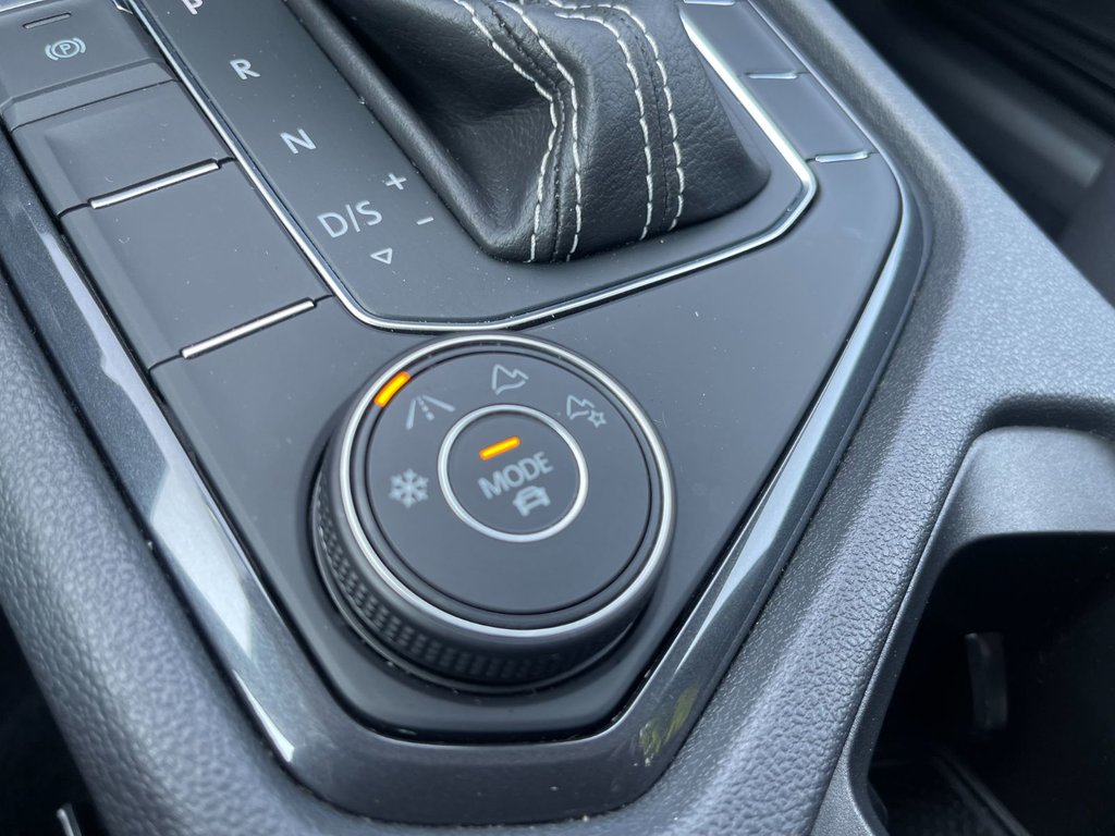 2021 Volkswagen Tiguan COMFORTLINE | Leather | CAM |USB| Warranty to 2026 in Saint John, New Brunswick - 26 - w1024h768px