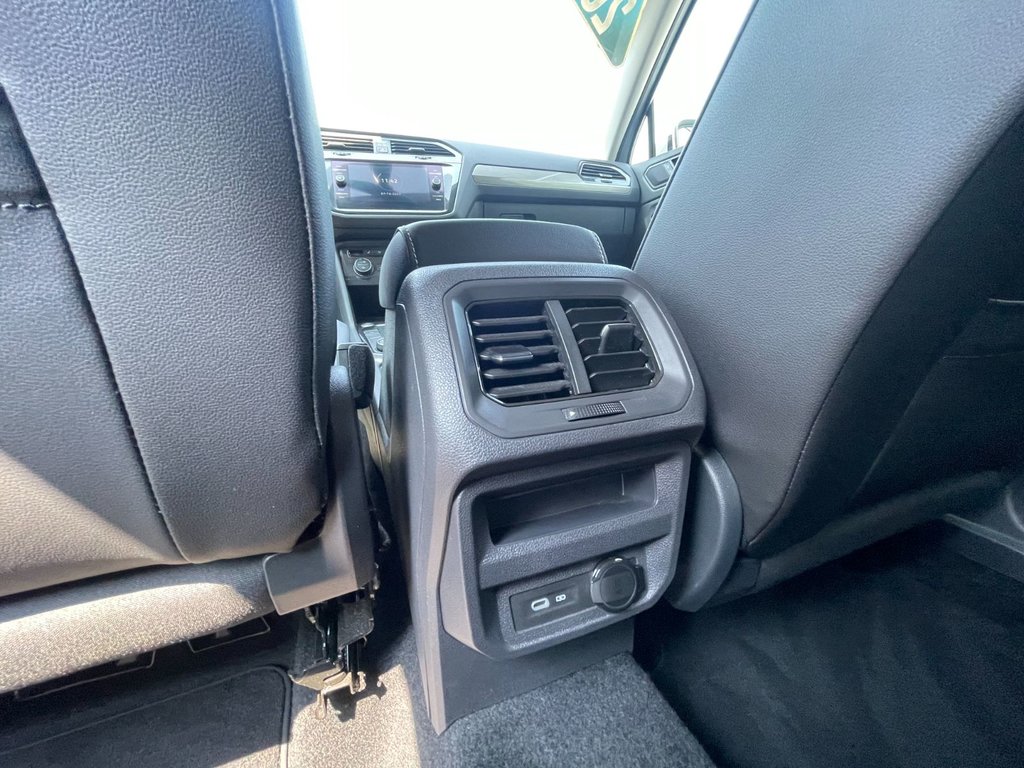 2021 Volkswagen Tiguan COMFORTLINE | Leather | CAM |USB| Warranty to 2026 in Saint John, New Brunswick - 32 - w1024h768px