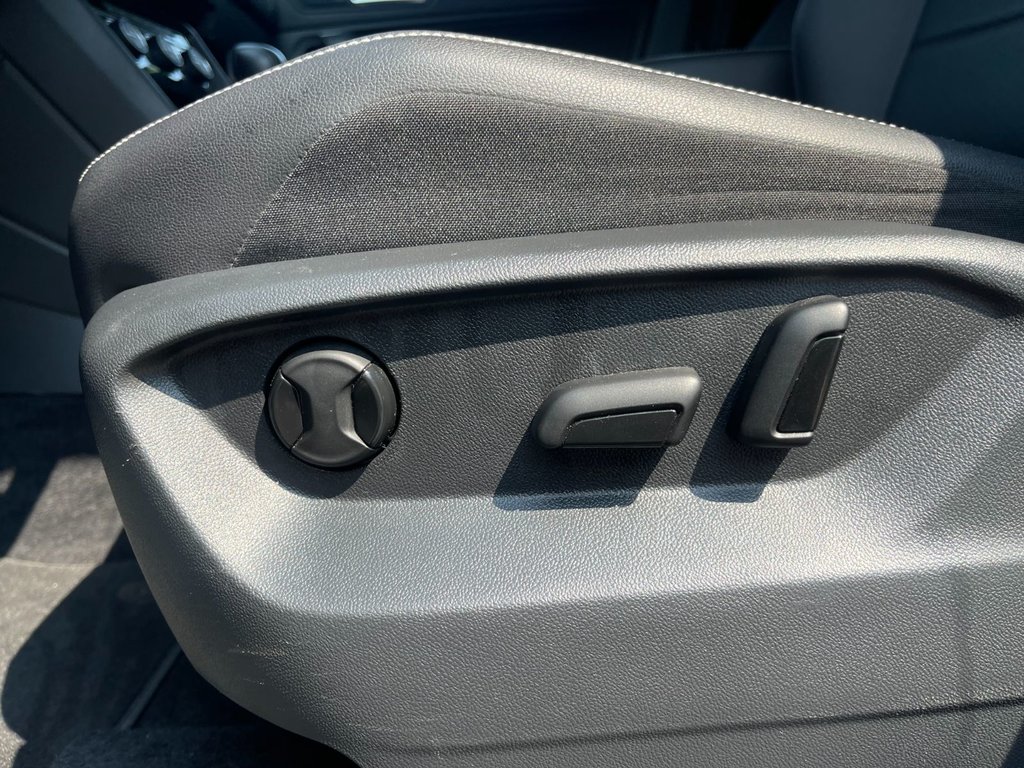 2021 Volkswagen Tiguan COMFORTLINE | Leather | CAM |USB| Warranty to 2026 in Saint John, New Brunswick - 13 - w1024h768px