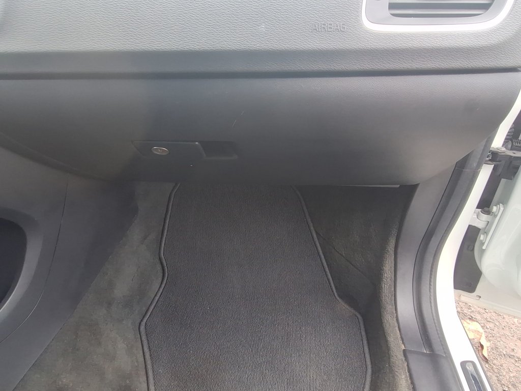 2018 Volvo V60 Dynamic | HtdSeat | USB in Saint John, New Brunswick - 44 - w1024h768px