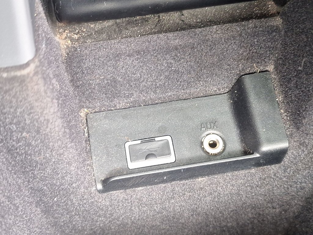 2018 Volvo V60 Dynamic | HtdSeat | USB in Saint John, New Brunswick - 45 - w1024h768px