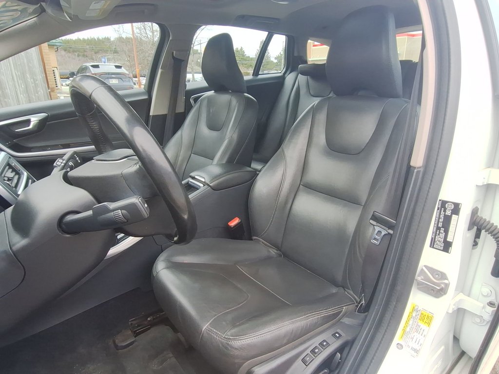 2018 Volvo V60 Dynamic | HtdSeat | USB in Saint John, New Brunswick - 11 - w1024h768px