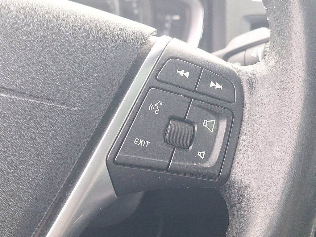 2018 Volvo V60 Dynamic | HtdSeat | USB in Saint John, New Brunswick - 21 - w1024h768px