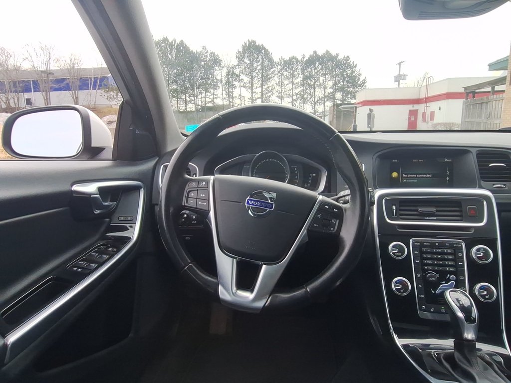 2018 Volvo V60 Dynamic | HtdSeat | USB in Saint John, New Brunswick - 17 - w1024h768px
