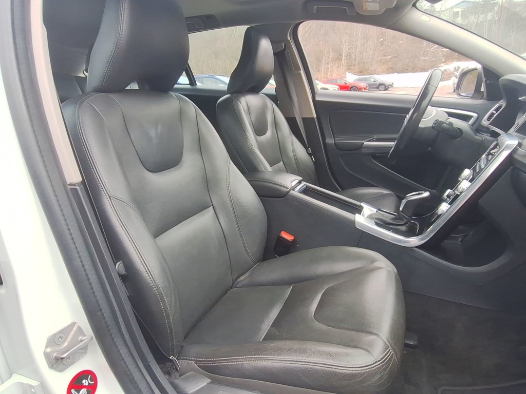 2018 Volvo V60 Dynamic | HtdSeat | USB in Saint John, New Brunswick - 42 - w1024h768px