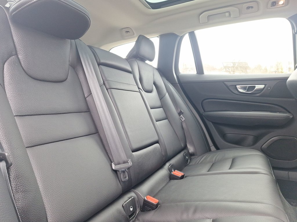 Volvo V60 Momentum | Roof | Nav | Cam | USB 2021 à Saint John, Nouveau-Brunswick - 40 - w1024h768px