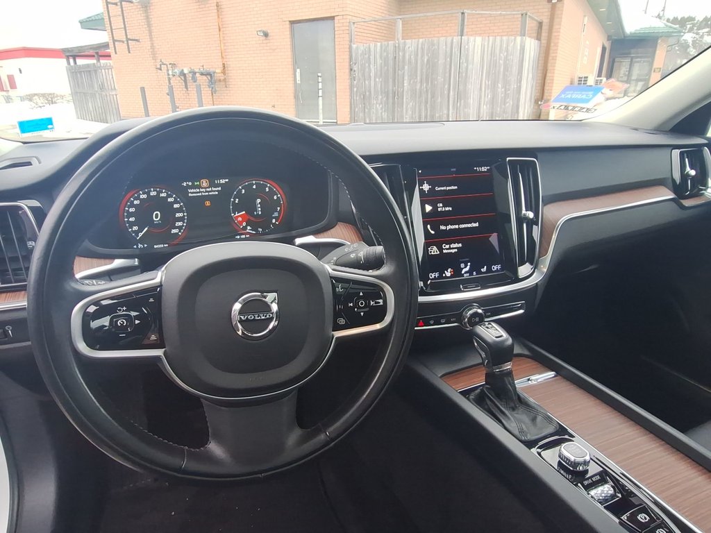 Volvo V60 Momentum | Roof | Nav | Cam | USB 2021 à Saint John, Nouveau-Brunswick - 12 - w1024h768px