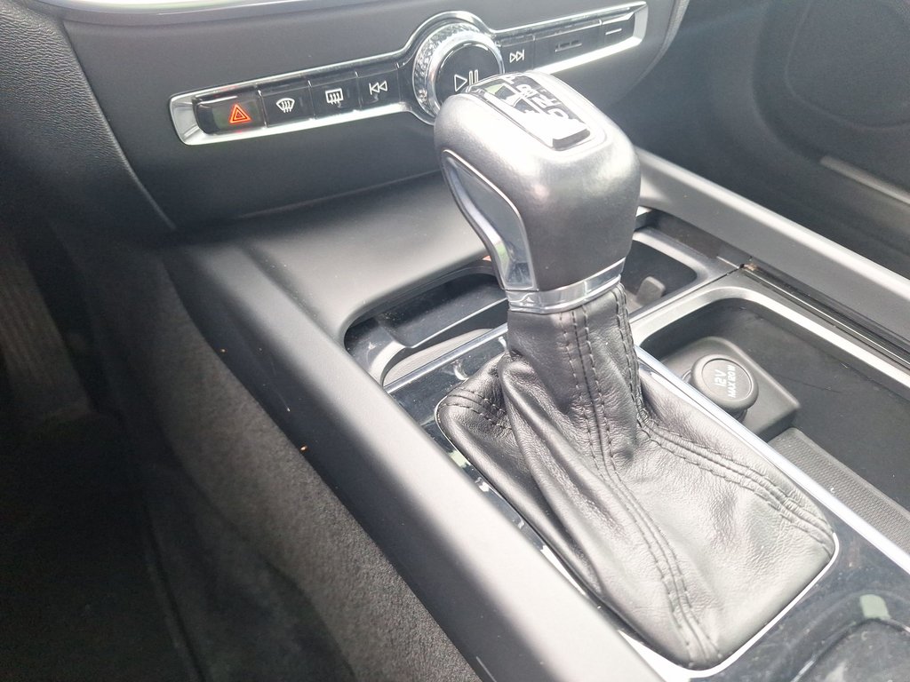 Volvo V60 Momentum | Roof | Nav | Cam | USB 2021 à Saint John, Nouveau-Brunswick - 29 - w1024h768px