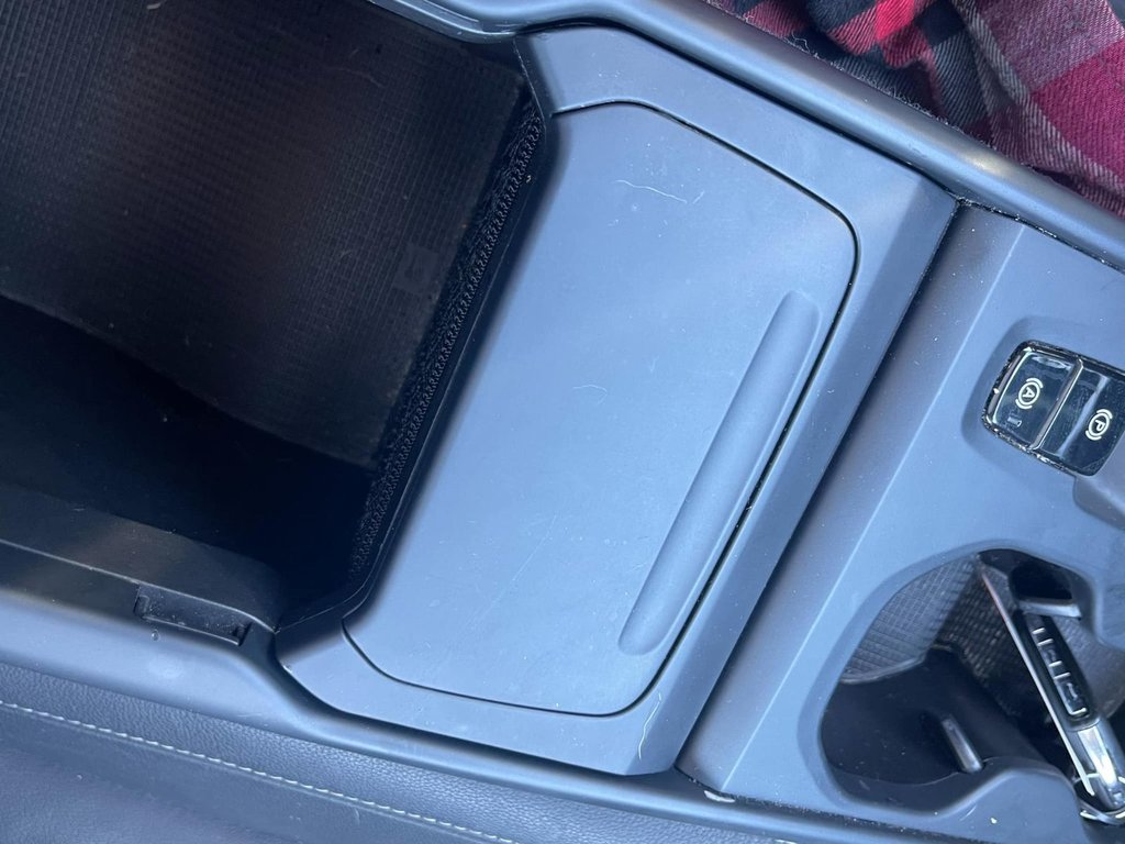 2020 Volvo XC40 Momentum | Leather | SunRoof | Cam | USB | XM in Saint John, New Brunswick - 35 - w1024h768px