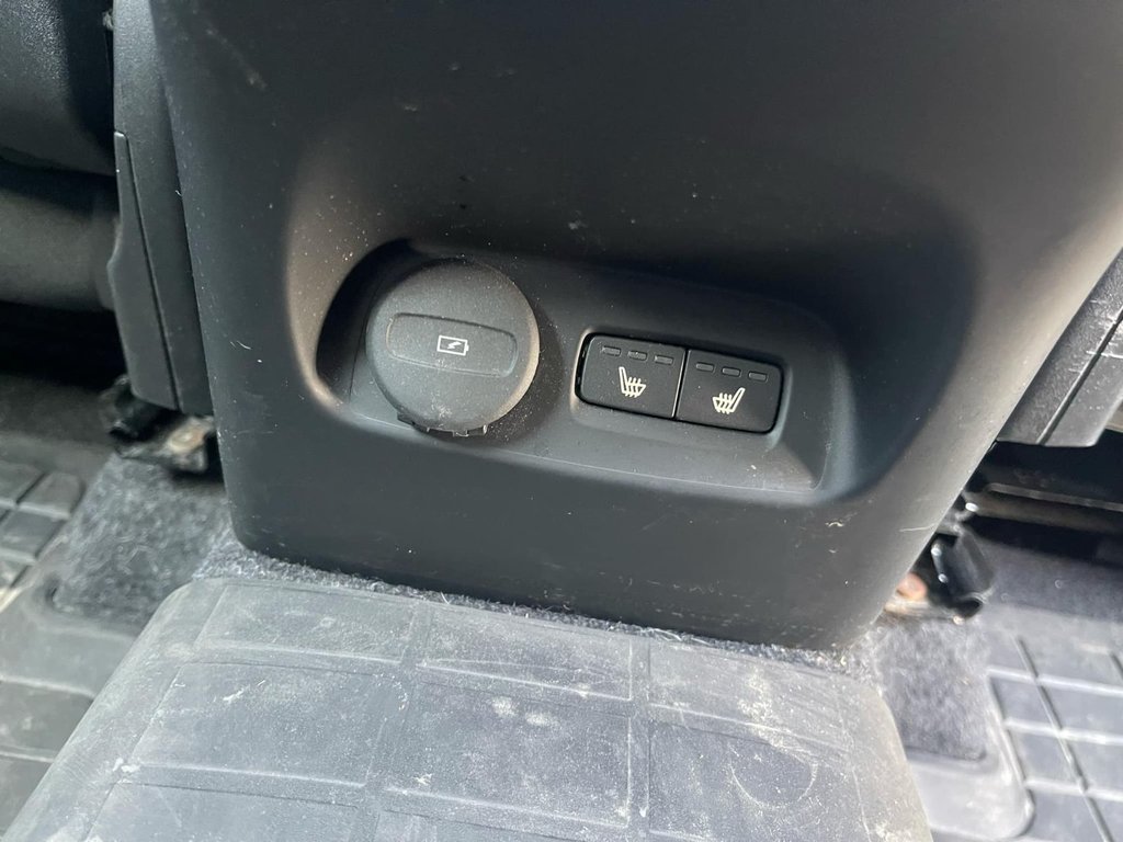 2020 Volvo XC40 Momentum | Leather | SunRoof | Cam | USB | XM in Saint John, New Brunswick - 38 - w1024h768px