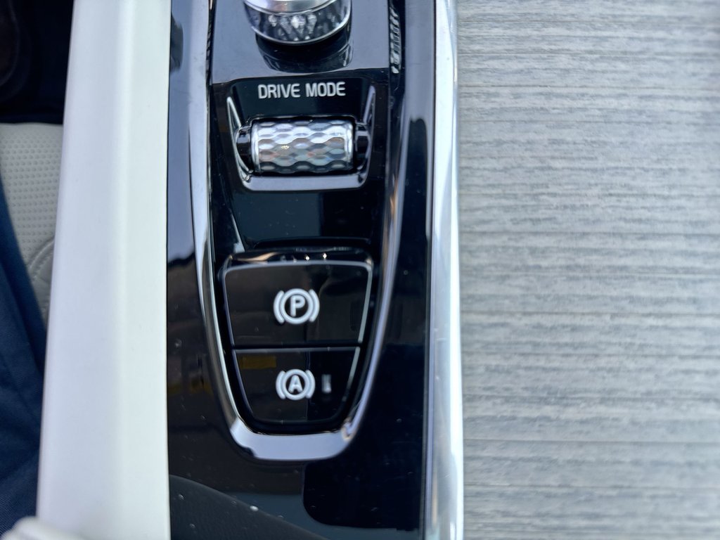 2021 Volvo XC60 Inscription | roof | cam | USB in Saint John, New Brunswick - 30 - w1024h768px