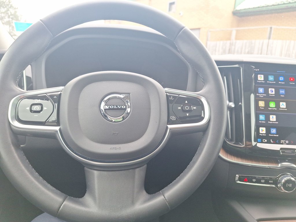 2023 Volvo XC60 Plus Dark Theme | Roof | Nav in Saint John, New Brunswick - 23 - w1024h768px