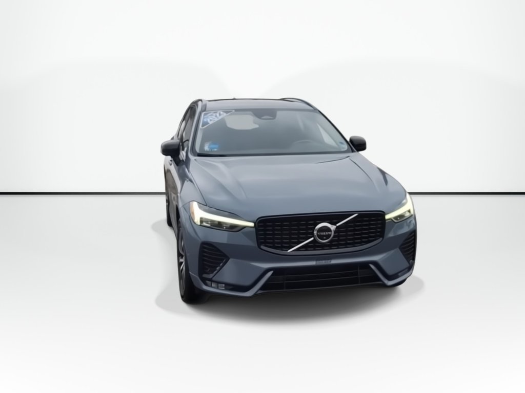 2023 Volvo XC60 Plus Dark Theme | Roof | Nav in Saint John, New Brunswick - 4 - w1024h768px