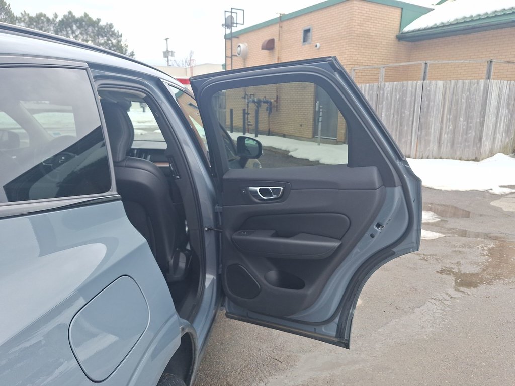 2023 Volvo XC60 Plus Dark Theme | Roof | Nav in Saint John, New Brunswick - 41 - w1024h768px
