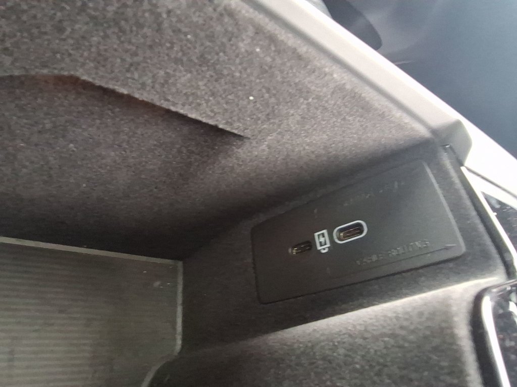 2023 Volvo XC60 Plus Dark Theme | Roof | Nav in Saint John, New Brunswick - 45 - w1024h768px