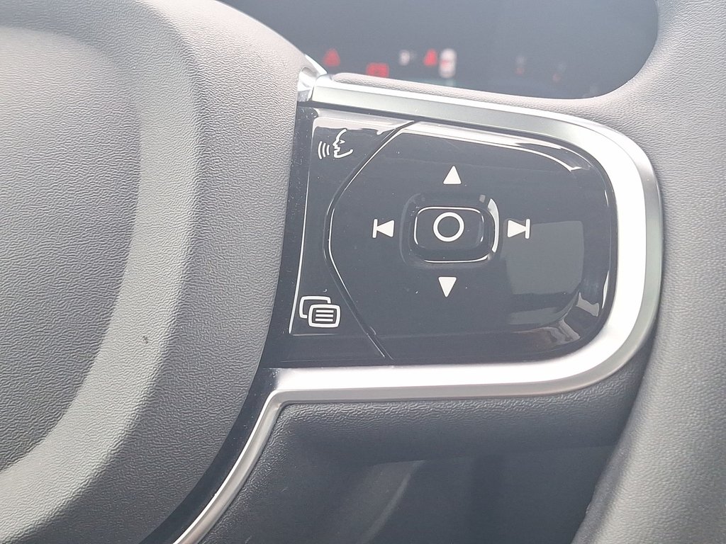 2023 Volvo XC60 Plus Dark Theme | Roof | Nav in Saint John, New Brunswick - 21 - w1024h768px