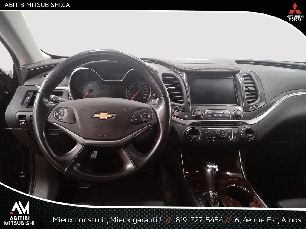 2014 Chevrolet Impala LT in Amos, Quebec - 14 - w1024h768px