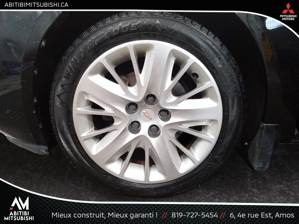 2014 Chevrolet Impala LT in Amos, Quebec - 21 - w1024h768px