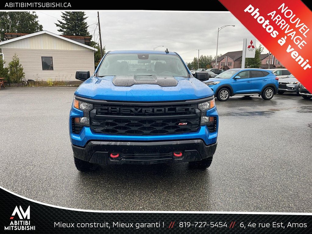 Chevrolet Silverado 1500 Custom Trail Boss 2023 à Amos, Québec - 1 - w1024h768px