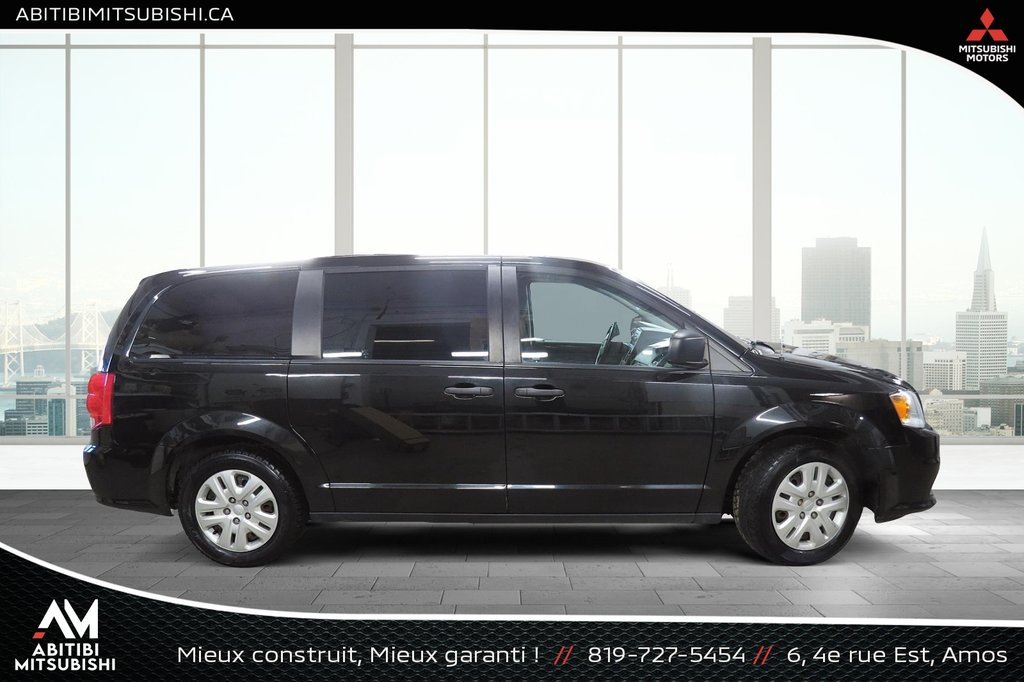 2018  Grand Caravan Canada Value Package in Amos, Quebec - 15 - w1024h768px