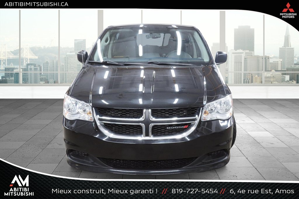 2018  Grand Caravan Canada Value Package in Amos, Quebec - 3 - w1024h768px