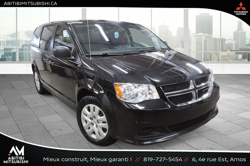 2018  Grand Caravan Canada Value Package in Amos, Quebec - 1 - w1024h768px