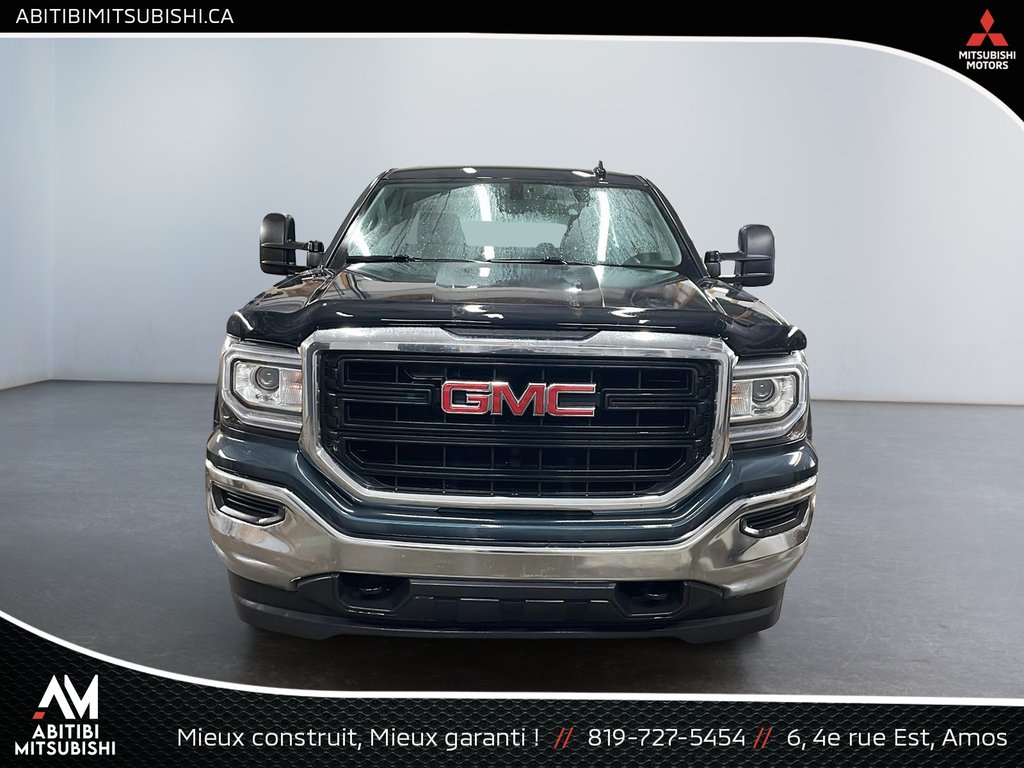 GMC Sierra 1500 4WD Crew Cab 2017 à Amos, Québec - 2 - w1024h768px