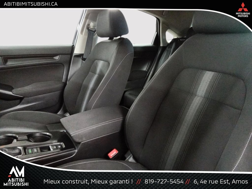 Honda Civic Hatchback LX 2022 à Amos, Québec - 10 - w1024h768px