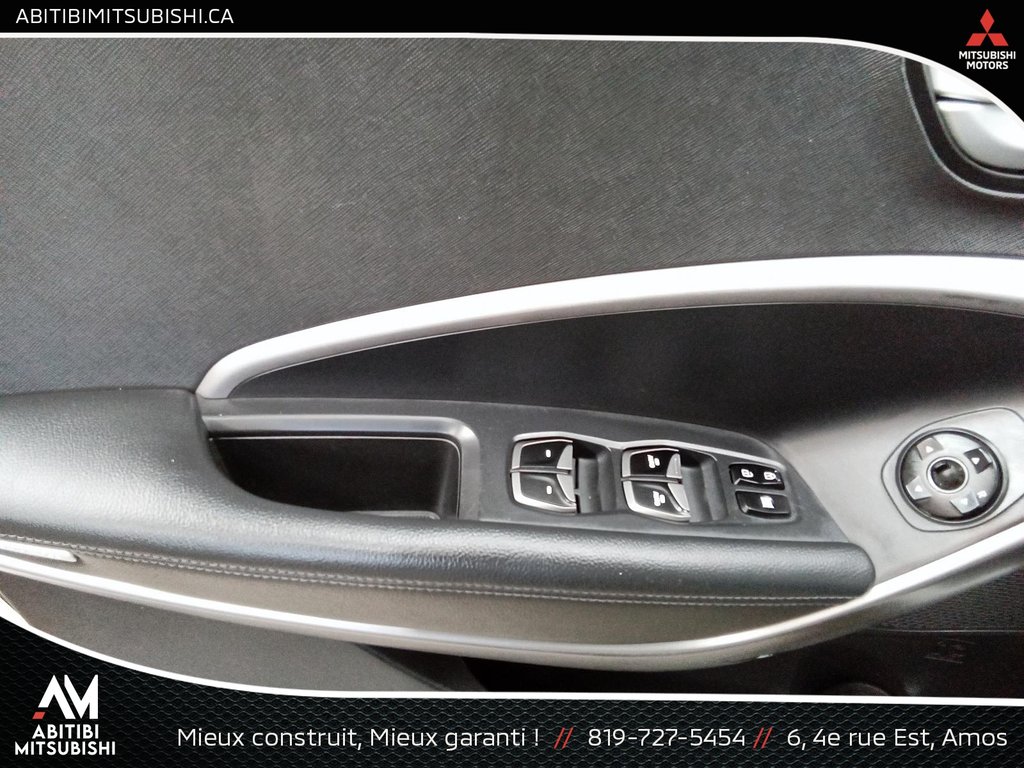 Hyundai Santa Fe Sport Premium 2016 à Amos, Québec - 11 - w1024h768px