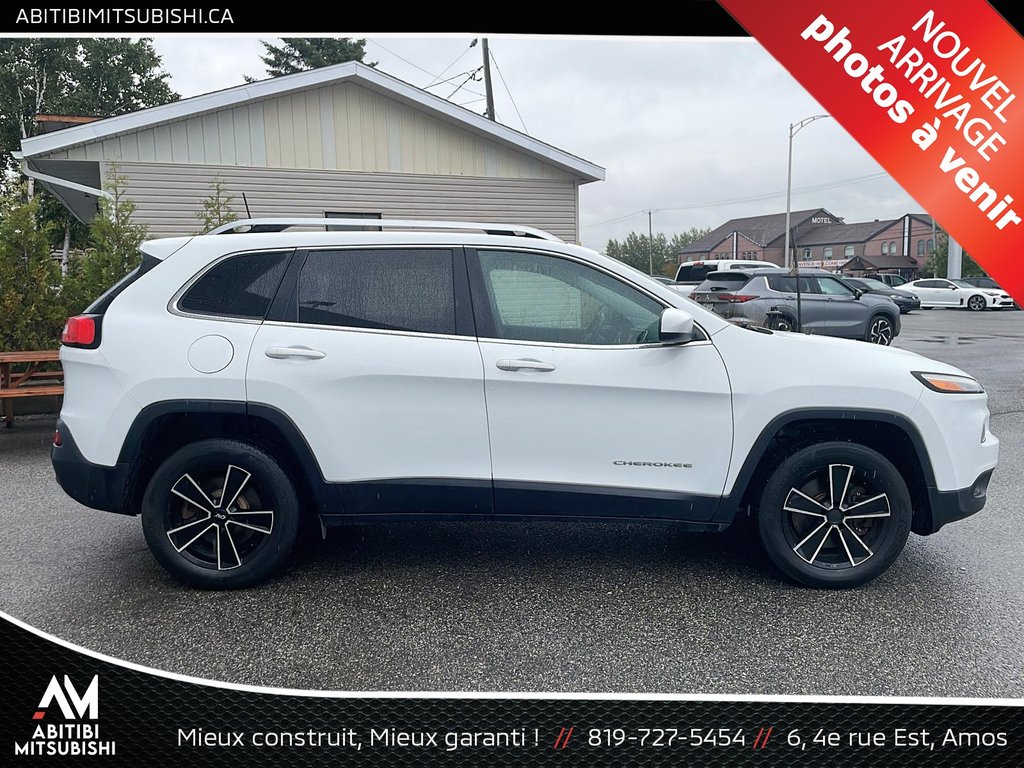 2016 Jeep Cherokee North in Amos, Quebec - 4 - w1024h768px