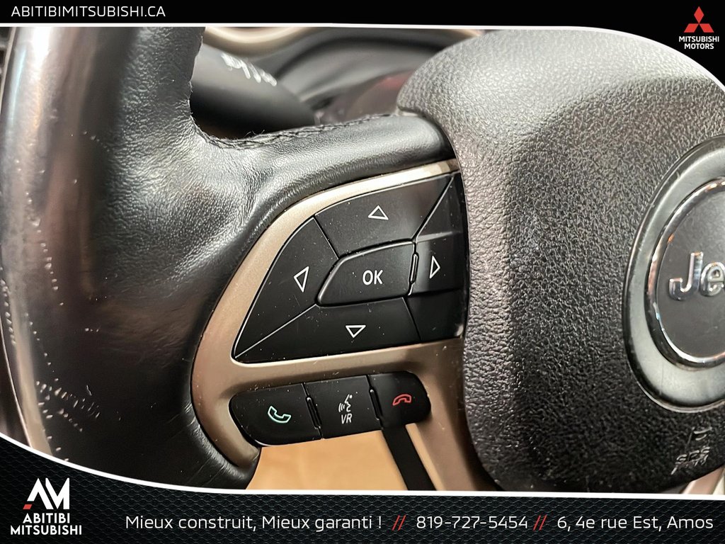 2016 Jeep Cherokee North in Amos, Quebec - 15 - w1024h768px