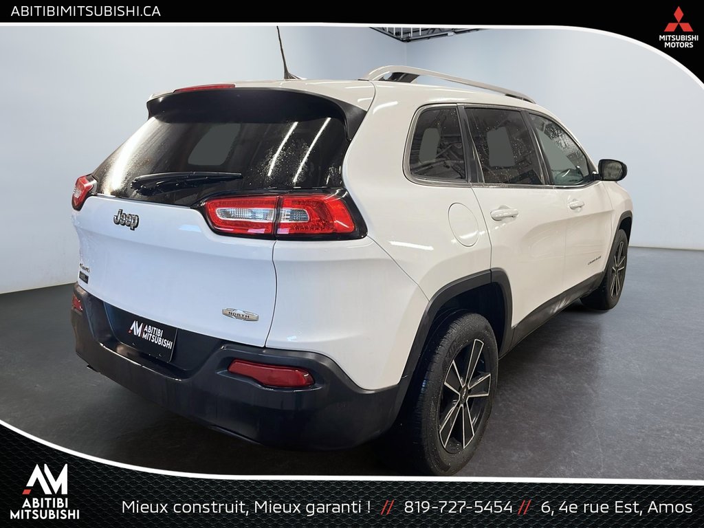 2016 Jeep Cherokee North in Amos, Quebec - 7 - w1024h768px