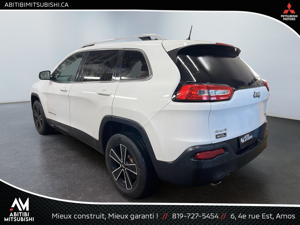 2016 Jeep Cherokee North in Amos, Quebec - 5 - w1024h768px