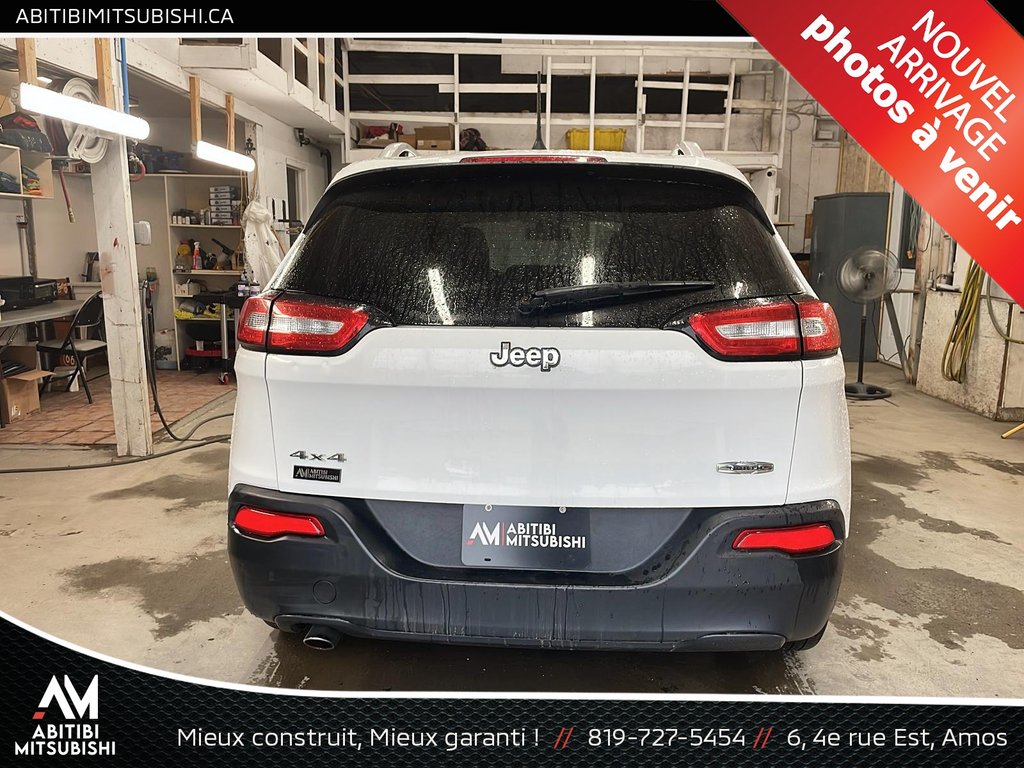 2016 Jeep Cherokee North in Amos, Quebec - 5 - w1024h768px