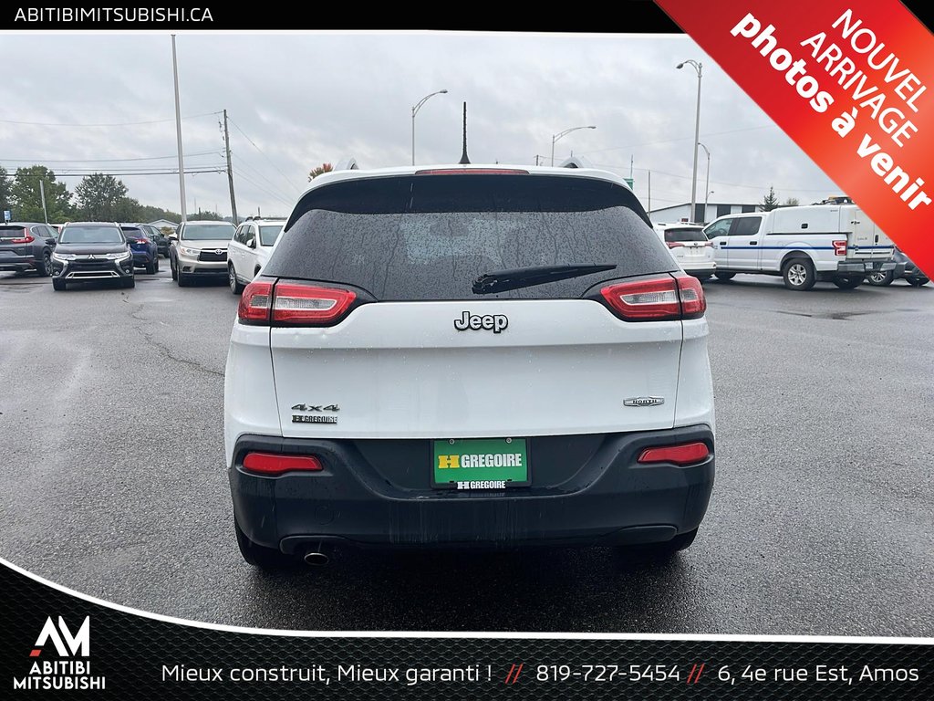 2016 Jeep Cherokee North in Amos, Quebec - 3 - w1024h768px