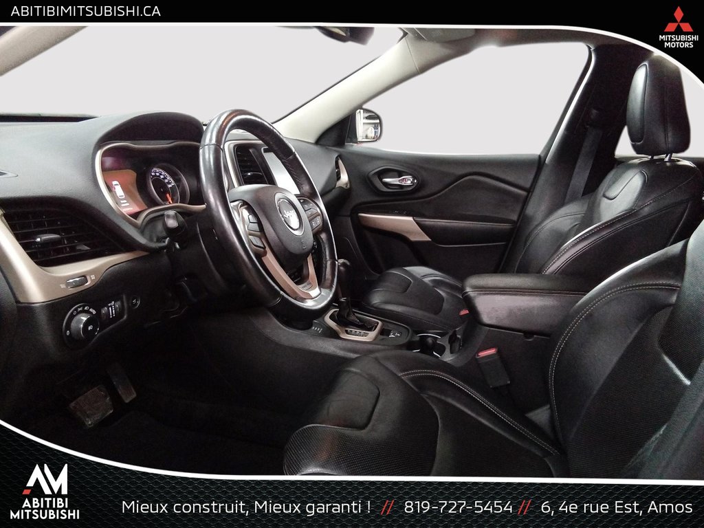 2017 Jeep Cherokee Limited in Amos, Quebec - 9 - w1024h768px