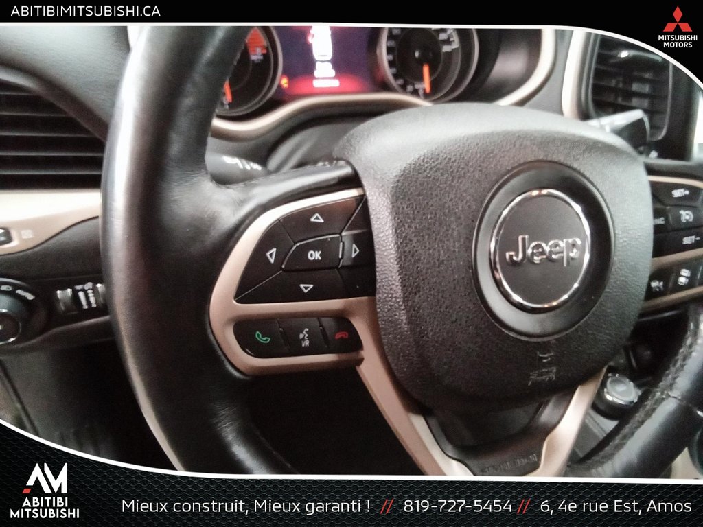 2017 Jeep Cherokee Limited in Amos, Quebec - 16 - w1024h768px