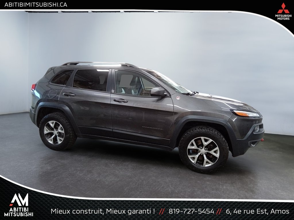 Jeep Cherokee Trailhawk 2018 à Amos, Québec - 8 - w1024h768px