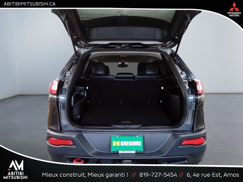 Jeep Cherokee Trailhawk 2018 à Amos, Québec - 19 - w1024h768px