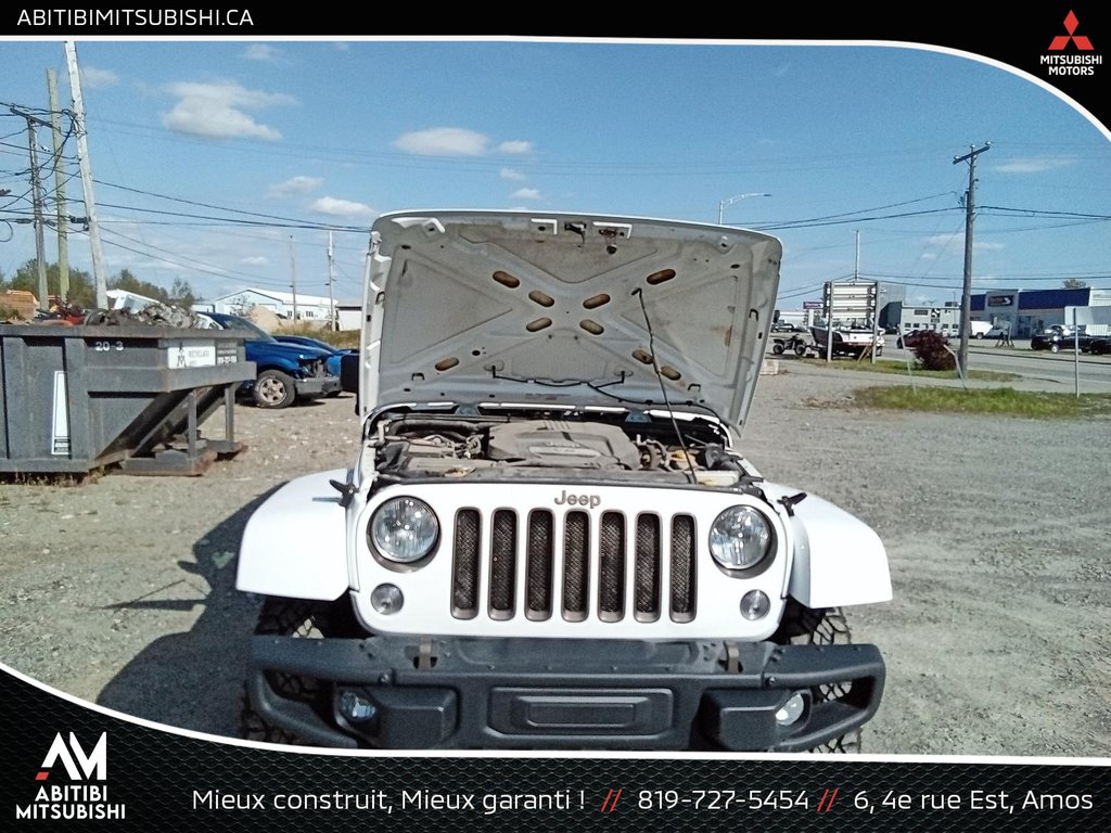 WRANGLER JK UNLIMITED Golden Eagle 2018 à Amos, Québec - 19 - w1024h768px