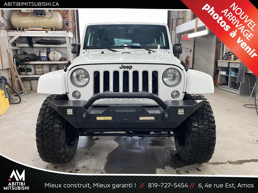 Jeep Wrangler JK Sahara 2018 à Amos, Québec - 1 - w1024h768px