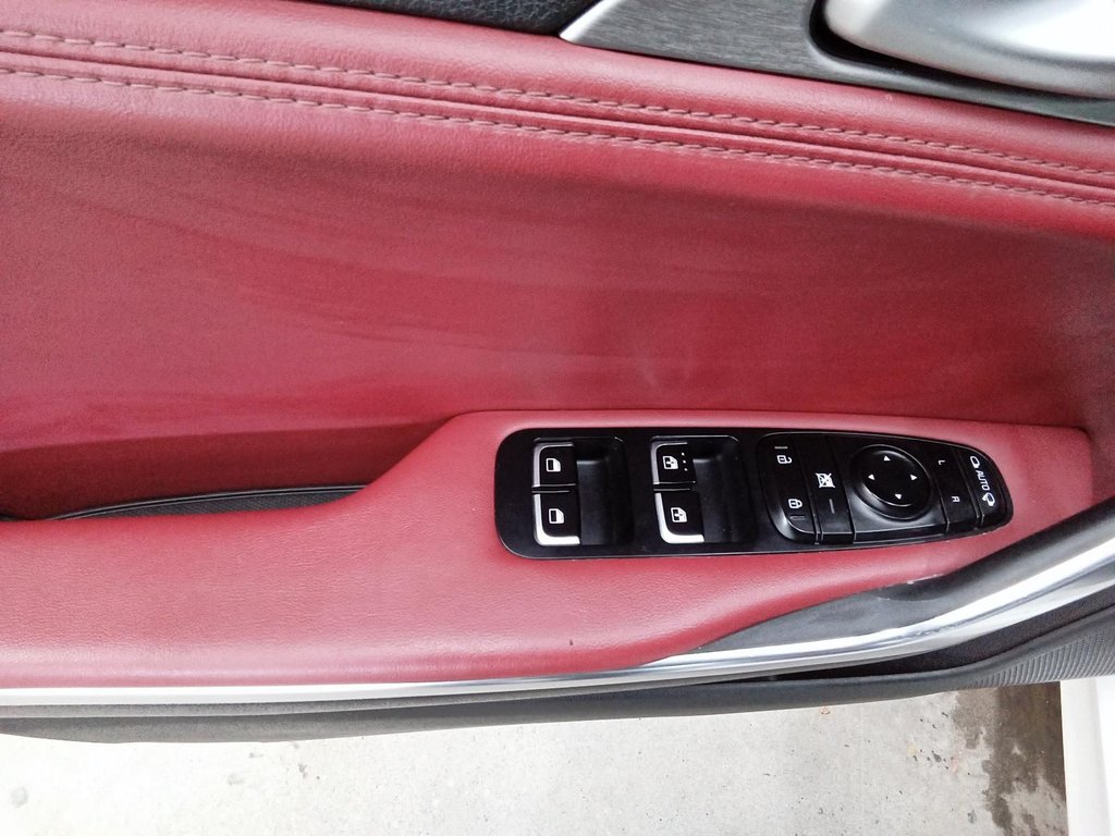 2019 Kia Stinger in Amos, Quebec - 11 - w1024h768px