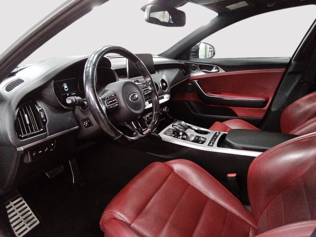 2019 Kia Stinger in Amos, Quebec - 10 - w1024h768px